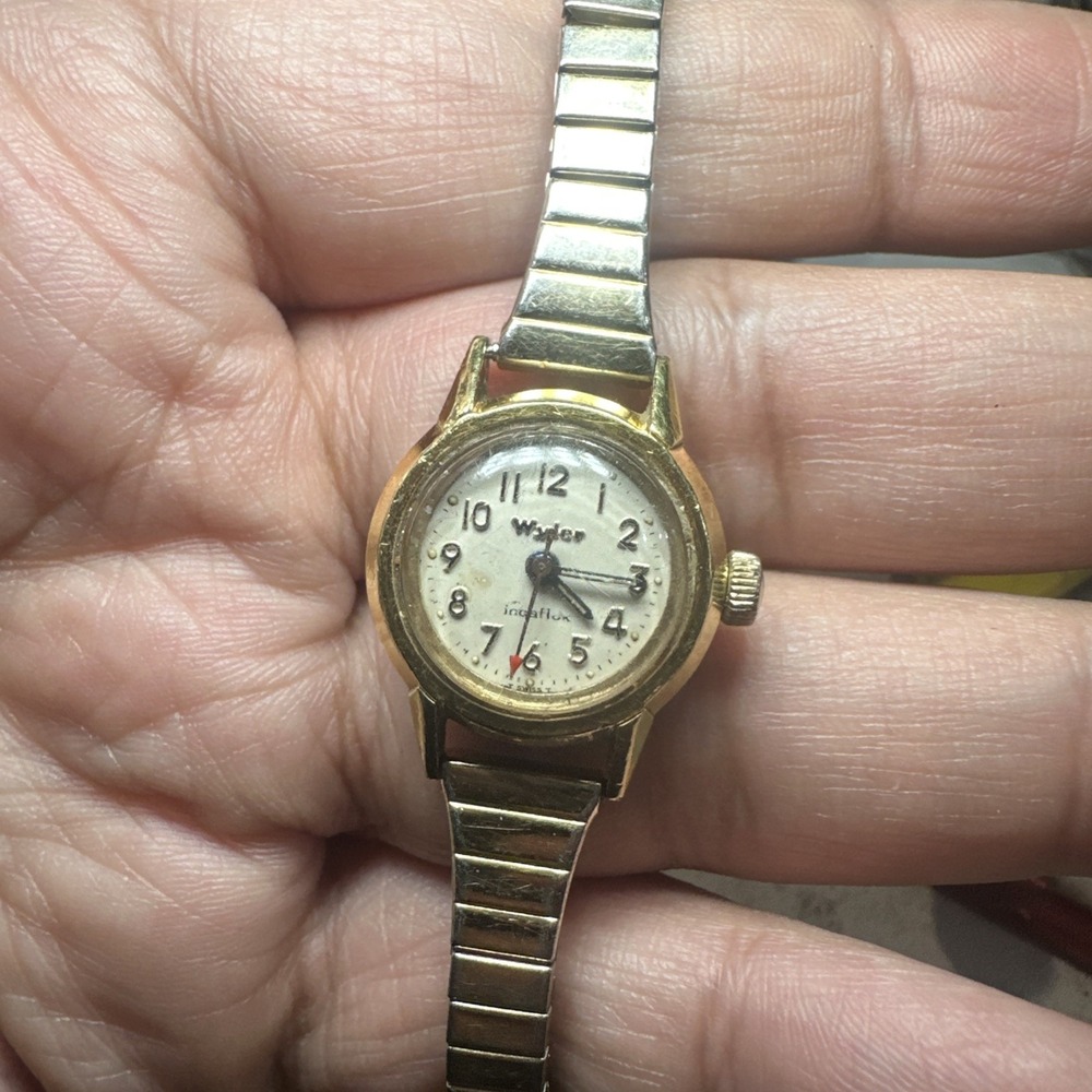 Works Vtg Wyler Incaflex Watch Women 21mm Gold Swiss Stretch Band Manual Wind 7"